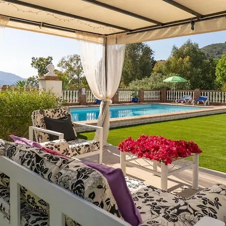 Mit Privatpool Fuer 8 Personen Ca 180 Qm In Mijas, Andalusien Costa Del Sol *